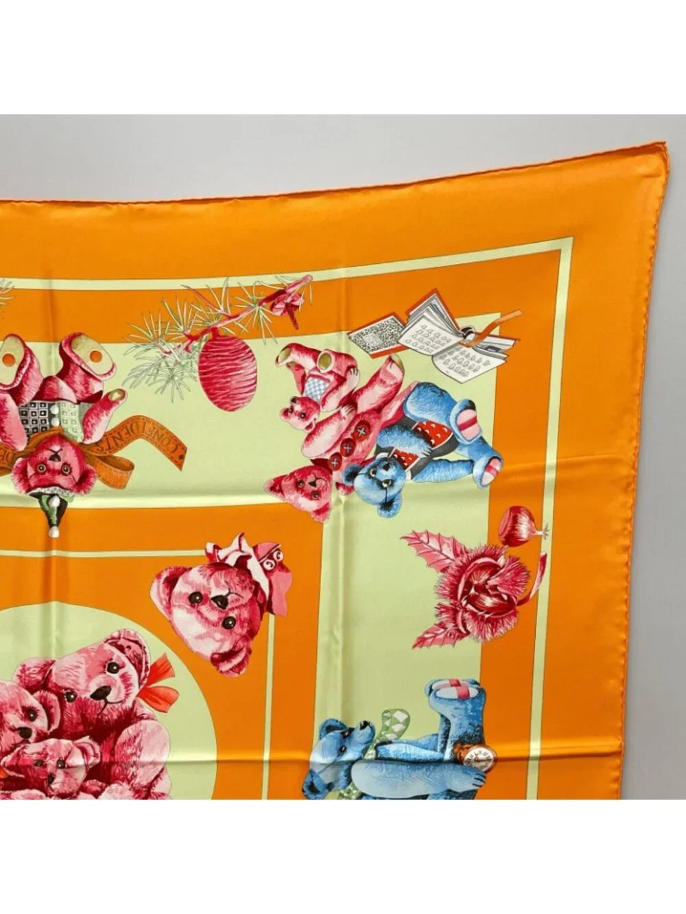 Hermes Large Scarf Carre 90 Confidents Des Coeurs Friends Of The Heart Teddy